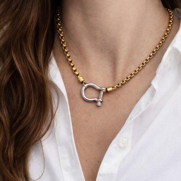 Jewelry - "Harlow" Horseshoe Necklace